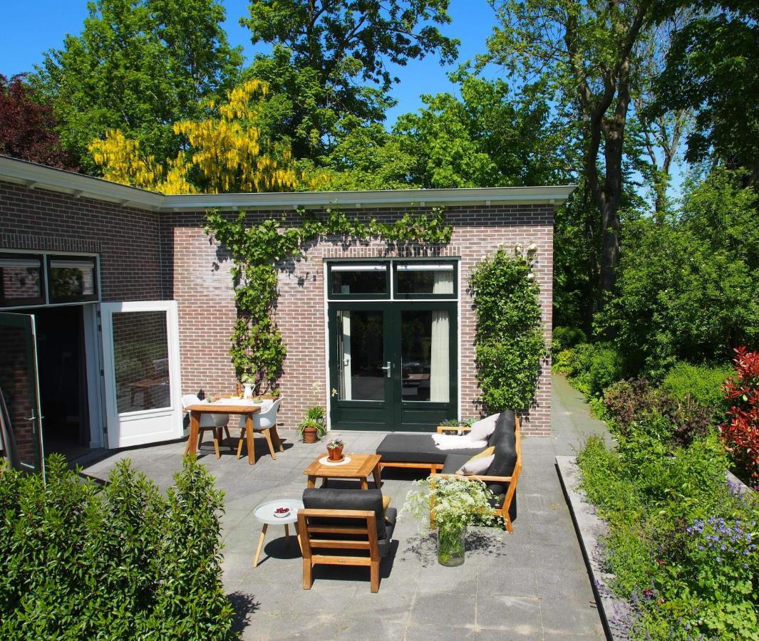 Apartamento De Oude Dokterspraktijk Zuidhorn Exterior foto